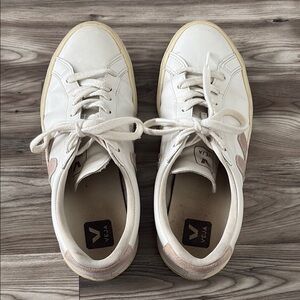 Veja White and Pink Sneakers